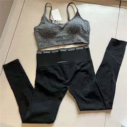 Luxusmuster -Weste enge Hosen Damen Trailsuit Ärmel und gepolsterte Tank Crop Top Elastic Leggings Yoga Outfits Casual Fashion Sportswear