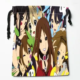 Lagringspåsar anpassade k-on! Anime Drawstring Wedding Party Christmas Gift Pouches Packing 18x22cm Satin Fabric Bag 12.2