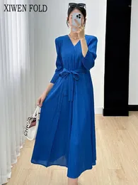 Casual Dresses XIWEN Pleated Dress For Women V Neck Belt Mid Length Long Sheeve Fashion Solid Color 2024 Spring XF723