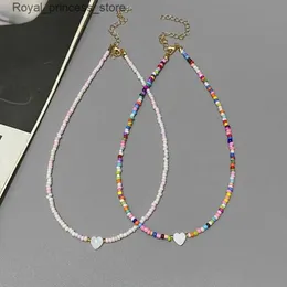 Anhänger Halsketten Neue Nature Shell Liebe Herz Choker Girl Halskette Frühling/Sommer Mode Mini Colored Glass Perle Halskette Freund Geschenk Q240426