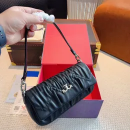 Chain Bag Women's Messenger Bag Designer Fashion Handväska Läder axelväska Vändning Original Baguette Bag Top Shopping Bag Tote