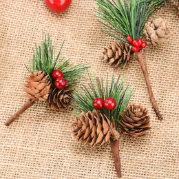 Dekoratif Çiçekler Berry Çam Konisi Tatil Çiçek Dekor Çelenk Noel El Sanatları 10 PCS 8cm Simülasyon Şubesi Sahte Yapay Çiçek