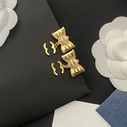 Brand Designer Gold-plated alphabet earrings Bow Luxury Brand Women Rhinestone Pearl Brass Earrings Wedding Party Jewelry Accessories Gifts