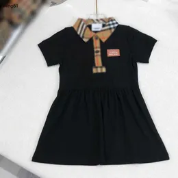 Helt nyfödda jumpsuits Summer Toddler Dress Size 59-90 cm Baby Crawling Suit Short Sleeved Lapel Infant Bodysuit flicka kort kjol 24April