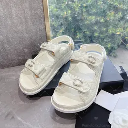 Женские дизайнерские сандалии тапочки Slippers Sandals Высококачественные тапочки хрустальные теленки кожа повседневная обувь стеганая платформа летняя комфорт. Ка простой пляж повседневный 35-40