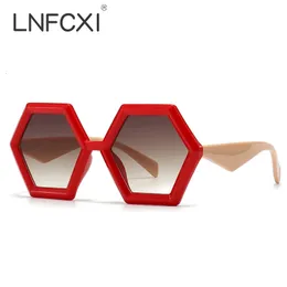 LNFCXI Retro Polygon Square Sunglasses Women Gradient Orange Tea Shades UV400 Fashion Men Double Color Trending Sun Glasses 240425