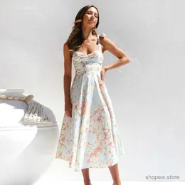 فساتين أساسية غير رسمية لباس صيفي فستان منخفضة الأزهار طباعة الخامس على الرقبة بدون علامات بلا أكمام