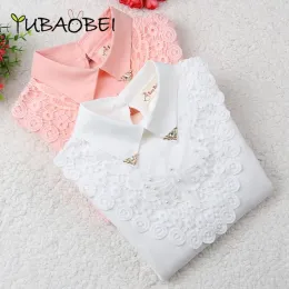 Vestidos Blusa de algodão do outono da primavera para garotas Bordas Roupas da escola Crianças menina menina de manga longa Camisa de renda Kids Tops 312 anos