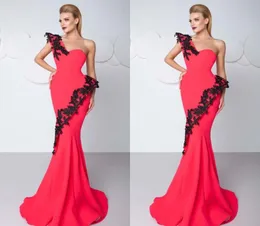 2018 Sexy Red Mermaid Prom Vestes One Sweep Sweep Women Women Night Dales Applique Lace Made in China Elegant Party Gown9697491