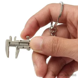 Chaços de chaveiros mini -régua portátil Bolsa de chaveiro de metal pendurada penduramento de pinça vernier chaves de aço inoxidável medindo ferramentas de guia os keyrings