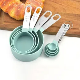 4pcs cucchiai multi -scopo/strumenti di misurazione della tazza PP Accessori da cottura in acciaio inossidabile/manico in plastica gadget da cucina