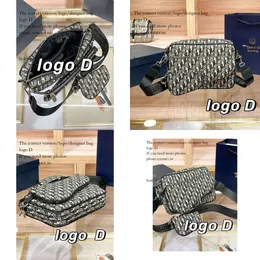 Sella a tre pezzi borsetto obliquo stampone borse da design sacca da sella da donna sacchetti classici leggeri luce di lusso di fascia alta versatile una borsa a tracota spalla mini borse