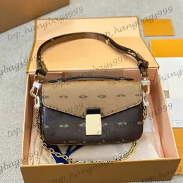 Borse a tracolla mini messenger stampato da donna East West Mini Gold Chain Gold Metal Regolabile in pelle regolabile Crovershbody Multi Pockette Borse per Lady Men Summer 21 cm