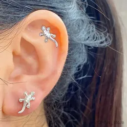 Dungle Chandelier 1ps Koreli Moda Hayvan Gecko Studs Küpe Kristal Kelebek Sarmal Kıkırdak Piercing Mücevher Tragus Kılıf Vidası Geri Küpe