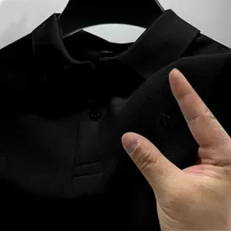 T-shirt de tendência de moda masculina Moda Menção Roupa de rua botão Pull Work Business Casual Summer lapela de manga curta Polo de secagem rápida Q24050911