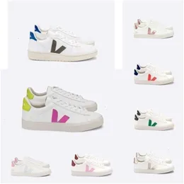 Tränare Mens Casual Vejaon 2024 French Brasilien Green Earth Green Low-Carbon Life V Organic Cotton Flats Platform Sneakers Women Classic White Designer Shoes Luxury