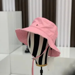 Bucket Hut Frau Marke Designerin Eimer Hüte Hochwertige Luxushut Freizeitreisen Sommerhüte für Frauen süßer frischer Stil kleiner Ranghut Designer -Designer Cap