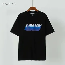 Lanvin 디자이너 T 셔츠 Tees Lanvis 셔츠 New Mens 셔츠 Langfan Chengyi 같은 스타일의 짧은 슬리브 자수 편지 캐주얼 Lanvins 티 라운드 넥 8404