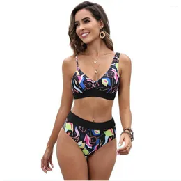 Frauen Badebekleidung 2024 KOMMEN Zwei Stücke Bikini Set Sexy Frauen Badeanzug mittlerer Taillenstil Beachwear Print Bikinis Verkauf