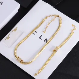 Lyxdesigner smycken 18k guldpläterad kedja smycken diamant logotyp halsband örhängen tjej kvinnor bröllop födelsedag set armband halsband set gåva