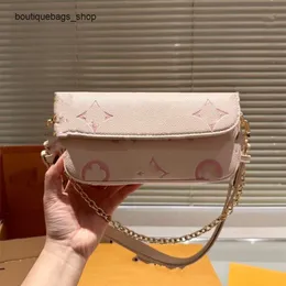 Designer de luxo Bolsa feminina de feminina moda e versátil pequena em forma de V para feminino verão nova cadeia de crossbody ombro único