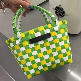 Designer gewebte Basketbeutel Frauen modische Street Shopper Eimer Tasche Sommer Beach Bags Handtaschen Luxus Mar Körbe Geldbeutel kleine Taschen Umhängetaschen Einkaufstaschen Reisen Taschen Taschen