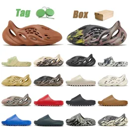 Med Box Women Mens Foam Runners Slides Designer Runner Sandaler Carbon Onyx MX Cinder Sulfur Moon Grey Ocher Desert Sand Loafers Slippers Beach Shoes Big Size 36-48