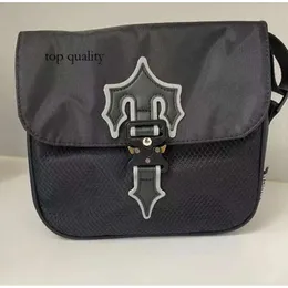 Trapstar Çanta Su Geçirmez Crossbody Bag Lüks Tasarımcı Moda Spor Spor Messenger Kolej Çantası İngiltere'de Londra Tarzı Siyah Yansıtıcı Etiket 1843
