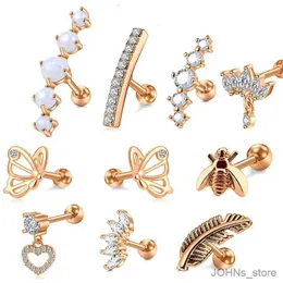 Charm 1pc Kristal Çiçek Tragus Piercing Küpe Vidalı Kalp Yaprak Kıkırdak Piercing Stud Sarmal Mücevher Kabuklu Rook Lob Küpe