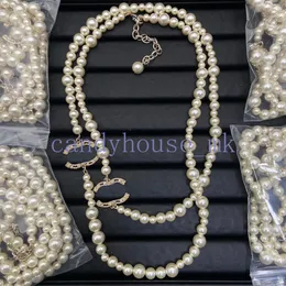 Högkvalitativ hjärthalsband designer smycken märke brev hänge diamant halsband pärlkedjor kvinnor 18k guld koppar mode smycken gåva