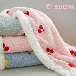 Cat Carriers Crates Houses Pet blanket cute cherry pattern fluffy wool cat dog Kenneth blanket soft and warm kitten puppy sleeping mat sofa bed cover 240426