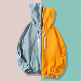 Ny designer fast färg huva tröjor män grundstil droppa axlar lösa hoodies vår känguru ficka manlig casual hoody