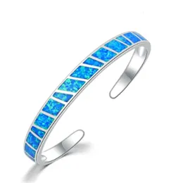 Mavi Ateş Opal Taş Açık Bangles Gümüş Kaplama Ayarlanabilir Minimalist Bilezik Mücevher Hediyeleri Kız Kadınlar Özel Takılar 240418