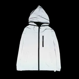 Sorto moletom massaduras massagens novas jaqueta totalmente reflexiva para homens/mulheres harajuku jaqueta à prova de vento Hip-Hop Street Luminous Zippered Jacket 240425