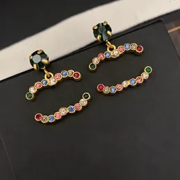 Luxus 18K Gold Plated Brand Designer Alphabet Ohrringe Klassische Geometrische femininfarbene Kristall -Strass -Ohrringe Hochzeitsfeier Schmuck