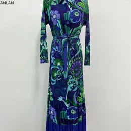 الفساتين غير الرسمية أنلان مياكي فستان أنيق للنساء 2024 شتاء صدري الطية طويلة الأكمام مع حزام طباعة مزاج 3YJ6108