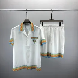 Letnie wysokiej jakości koszulki z krótkim rękawem Kolorowe paski koszule dla mężczyzn Hawaiian Shirt Brand moda 240420