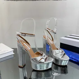 Plato Metalik Peep-Toe Platfom Topuk Sandalet Blok Topuklu Ayak Bileği Plak Stap Topuklu Pompalar 14cm Tasarım Ayakkabı Kadın Factoy Factoy Ünlü Tasarımcı Kadın Sandalet