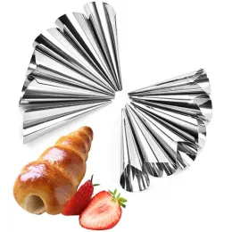 Moulds 12Pcs Stainless Steel Spiral Croissants Molds Conical Tube Cone Roll Moulds Cream Horn Baking Pastry Tool Cake Bread Mold