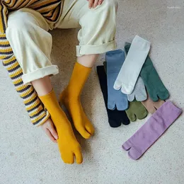 Kvinnors strumpor Solid Color Toe Cotton Split Sock Simple Two-Ted Japanese Harajuku Women's Tabi High Quality