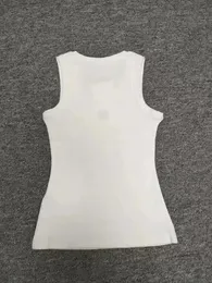 Vår- och sommarsupphängning stickad Vest Womens Street kläder Sexig Sweet Crop Top Womens Vest Casual tight höjd Kvalitet 240412