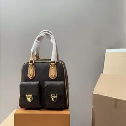 24SS Mulheres designer de luxo Manhattan Capacidade de bolsa prática super bonita estilo acadêmico atmosfera retro requintada 29 sjdl