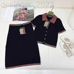 Tvådelad kläddesigner 24 Spring/Summer Contrast Knitting Needle Slim Fit Set med Western Style Flip Collar Single Breasted Top och Half kjol Z9N2