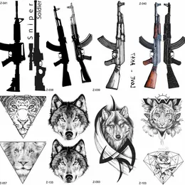 Trasferimento tatuaggio Yuran Black Rifle Pun di pistola da tatuaggio temporanea Donne Sniper impermeabile Tatoo Ak Akm M4 Soldato Men Falso Tattoo Wolf Totem 240427