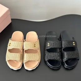 Высококачественная платформа Lympia Flat Slides Женские сандалии Raffia Slipper Logo Logo Flat Beach Shoes Luxury Designer Flat The For Womens Shoes с коробкой 35-42