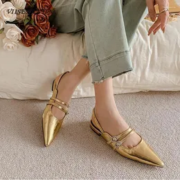 أحذية غير رسمية 2024 Fashion Women Sandals مدببة إصبع القدمين اثنين من حزام حزام الأحذية الربيع الصيفي slingback ماري جين الإناث أحذية واحدة