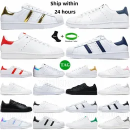 Designer Sneakers Casual Shoes Classic Style Novel Black and White Oreo Laser Gold Gul Blue Green Red Collegiate Kermit Navy Blue Bird Size 36-45