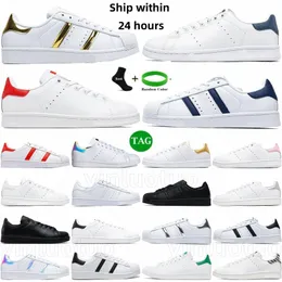 Sneakers designer scarpe casual stile stile classico romanzo in bianco e nero oreo bianco oro oro oro blu verde rosso collegiate kermit navy blu uccello blu dimensione 36-45