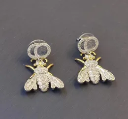 New 2022 Fashion Charm Earrings Diamond Bee Silver Plated Designer Brincos de Luxúria Jóias para Presente de Casamento de Partimento33384869