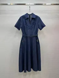 Milan Runway Dress 2024 Nowe wiosenne letnie v szyi designerskie sukienki marki tego samego stylu sukienki 0427-1